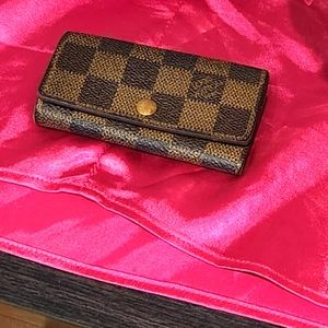 Authentic Louis Vuitton Damier Ebene 4 Key Holder